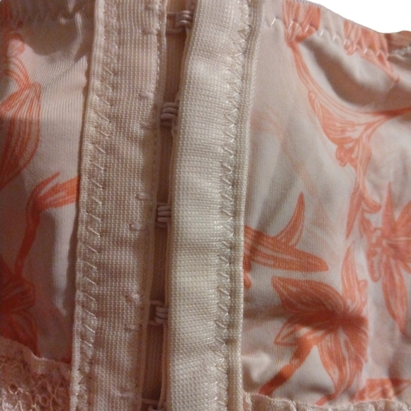 Push Up Bra Tropical Daisy Fuentes Adj. Straps Under Wire Support Romantic 42D - Picture 6 of 10